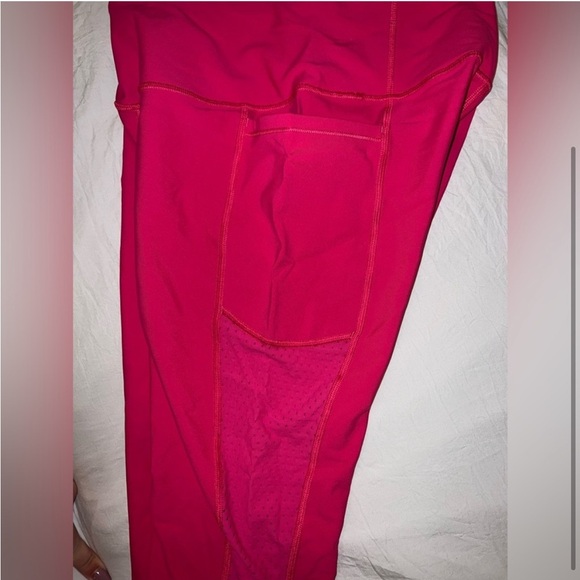 Pink Victoria Sport Leggings - Picture 2 of 3